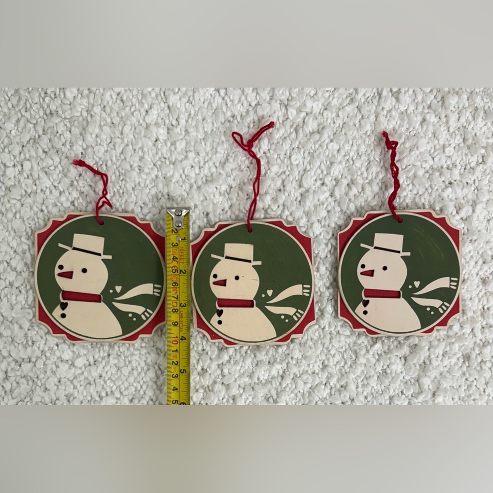 Christmas Festive Ornament Decor
Bundle ( 16 pcs ) - Picture 4 of 13